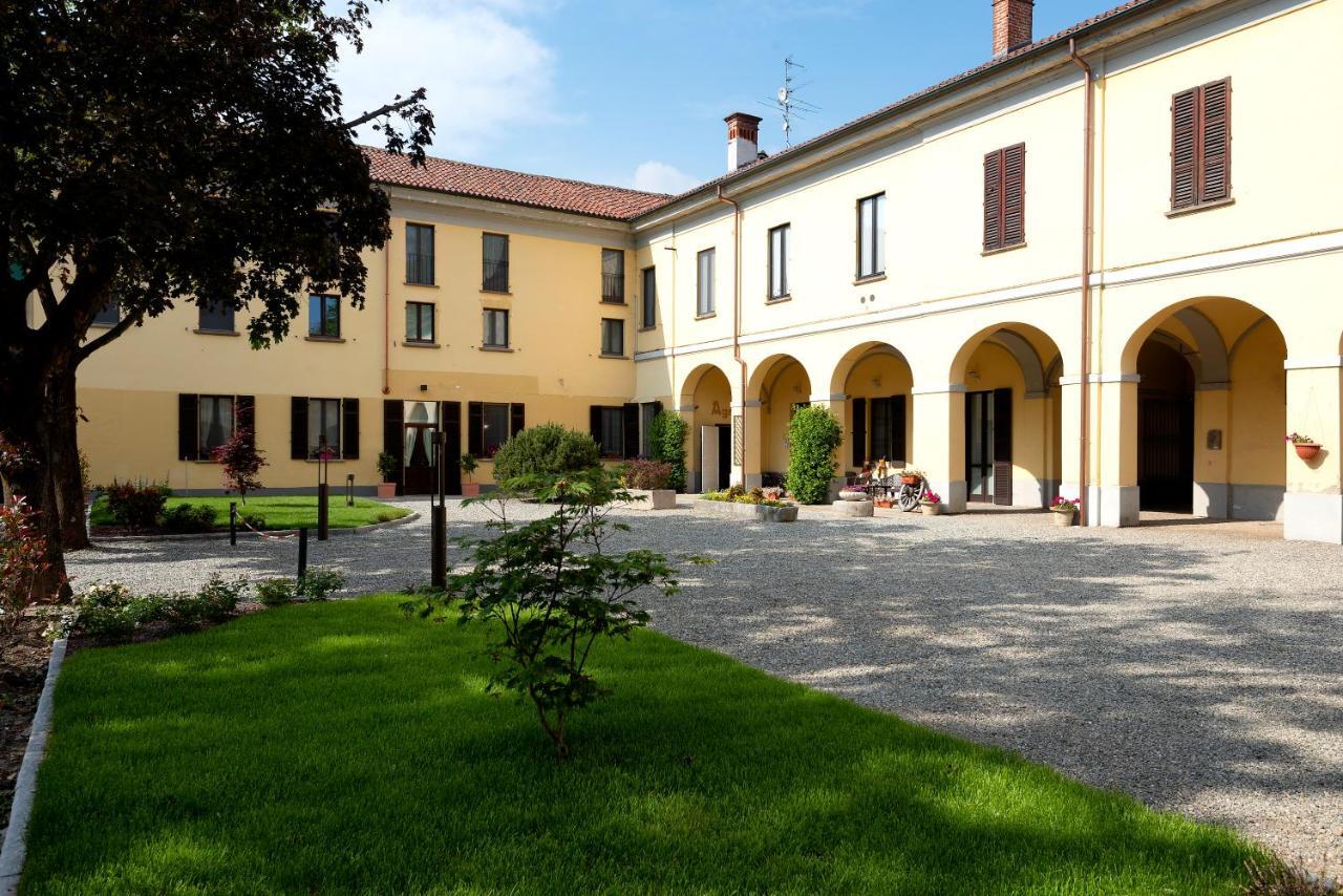Agriturismo Cascina Graziosa Cameriano Exteriör bild